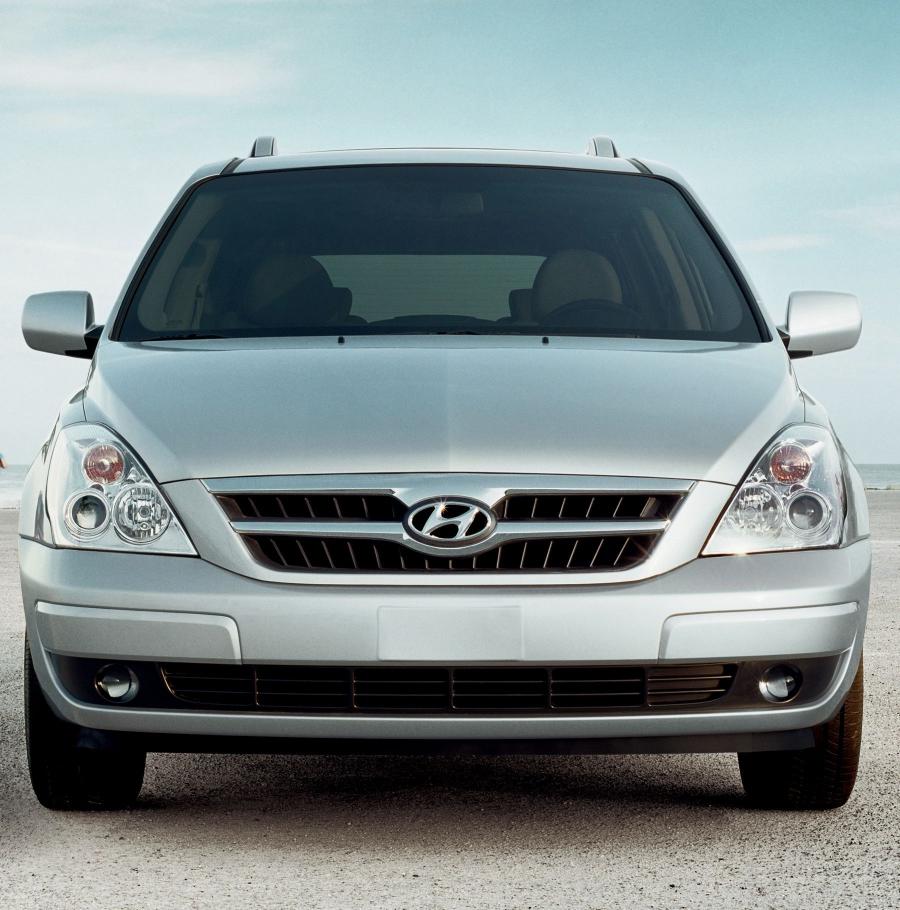  Hyundai Entourage 2006 года  (фото 19 из 46)
